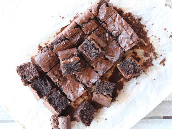 Collagen Choc Chip Brownies (paleo + low carb)